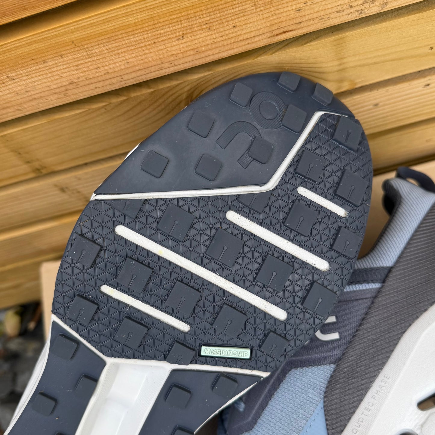 On Running CloudHorizon - Chambray / Artic - UK8
