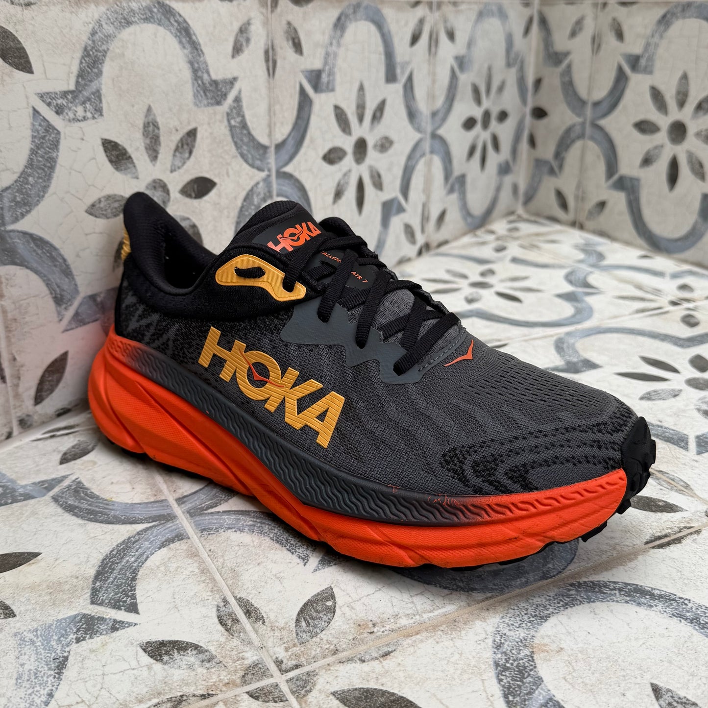 Hoka Challenger 7 - Castle Rock / Flame - UK9