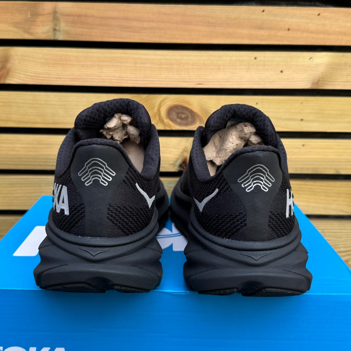 Hoka Clifton 9 Gore-Tex - Black Reflect - UK8.5