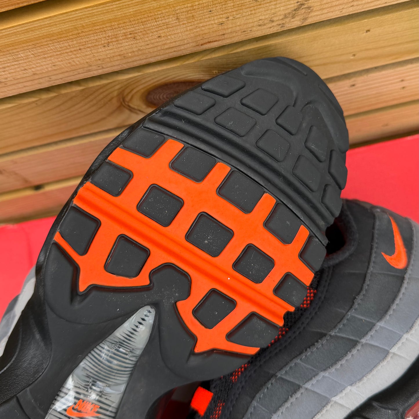 Nike Air Max 95 - Hyper Crimson - UK9
