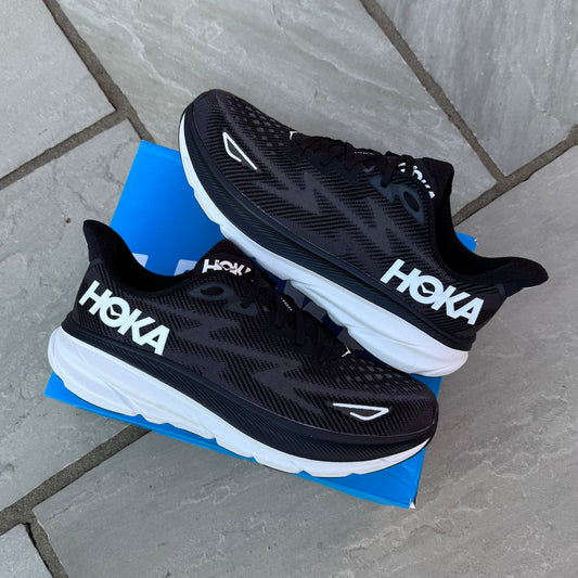 Hoka Clifton 9 - Black / White - UK10