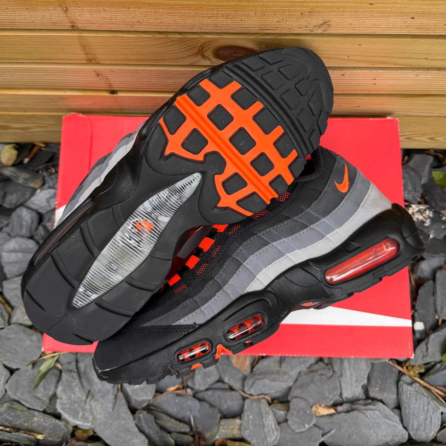 Nike Air Max 95 - Hyper Crimson - UK9