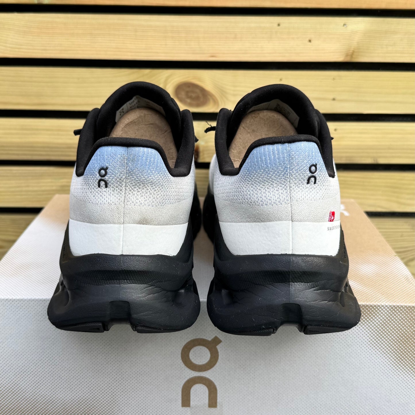 On Running CloudTilt - Ultramarine / Eclipse - UK10.5