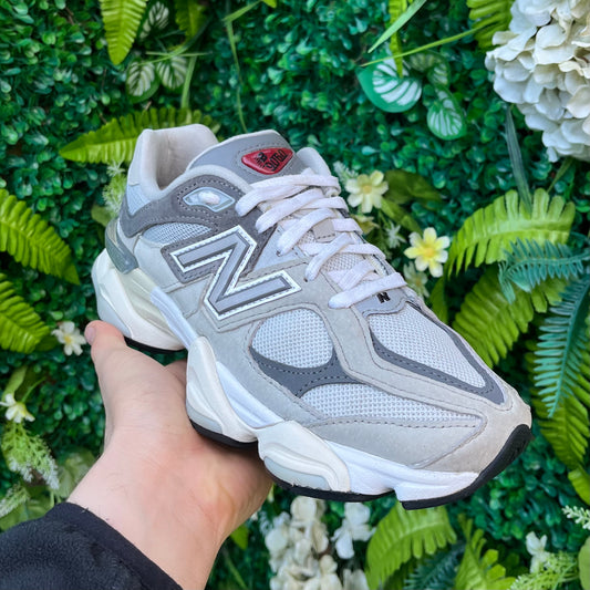 New Balance 9060 Classic Grey UK5