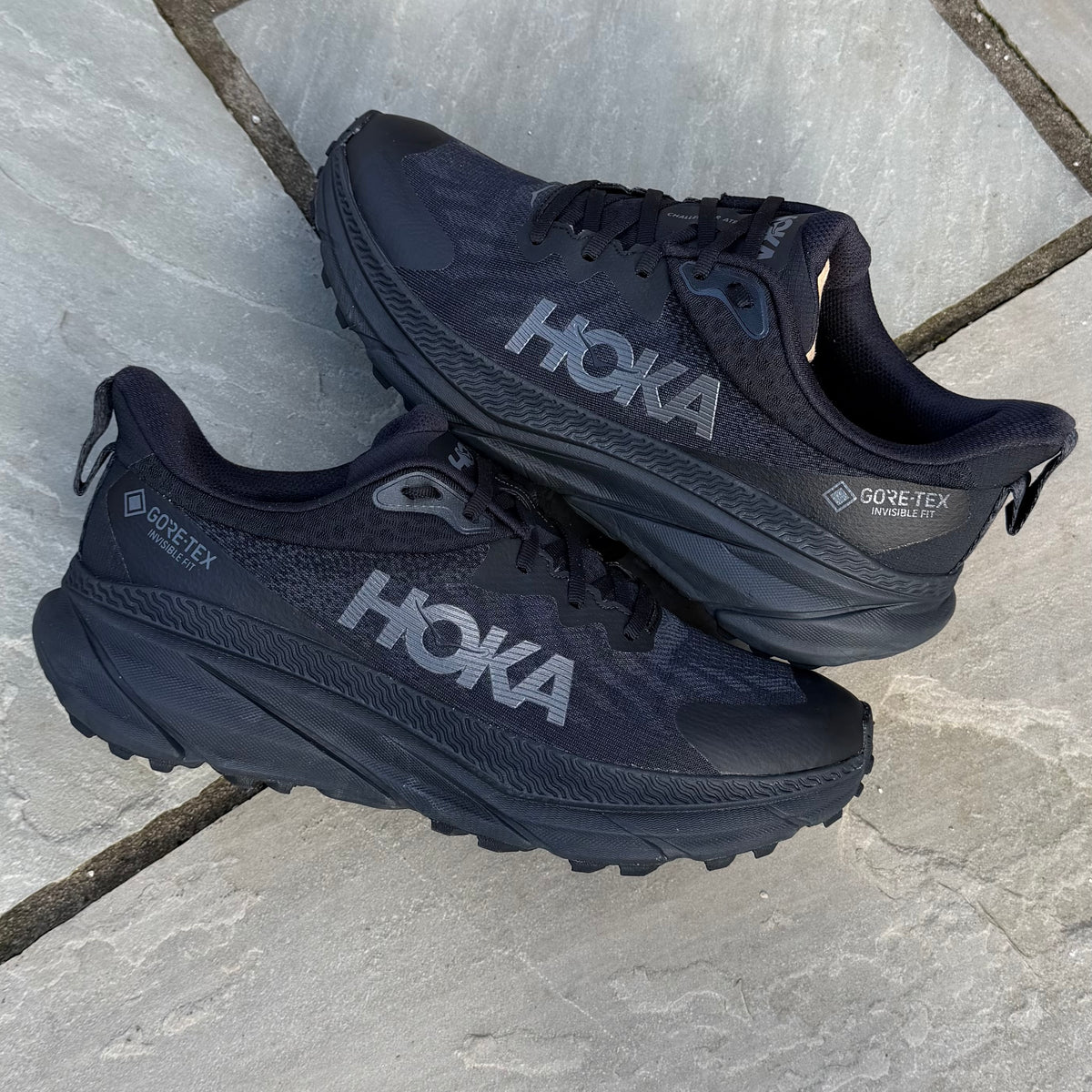 Hoka Challenger 7 Gore-Tex - Triple Black - UK9