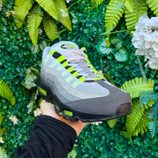 Nike Air Max 95 OG Neon (2015) - UK8