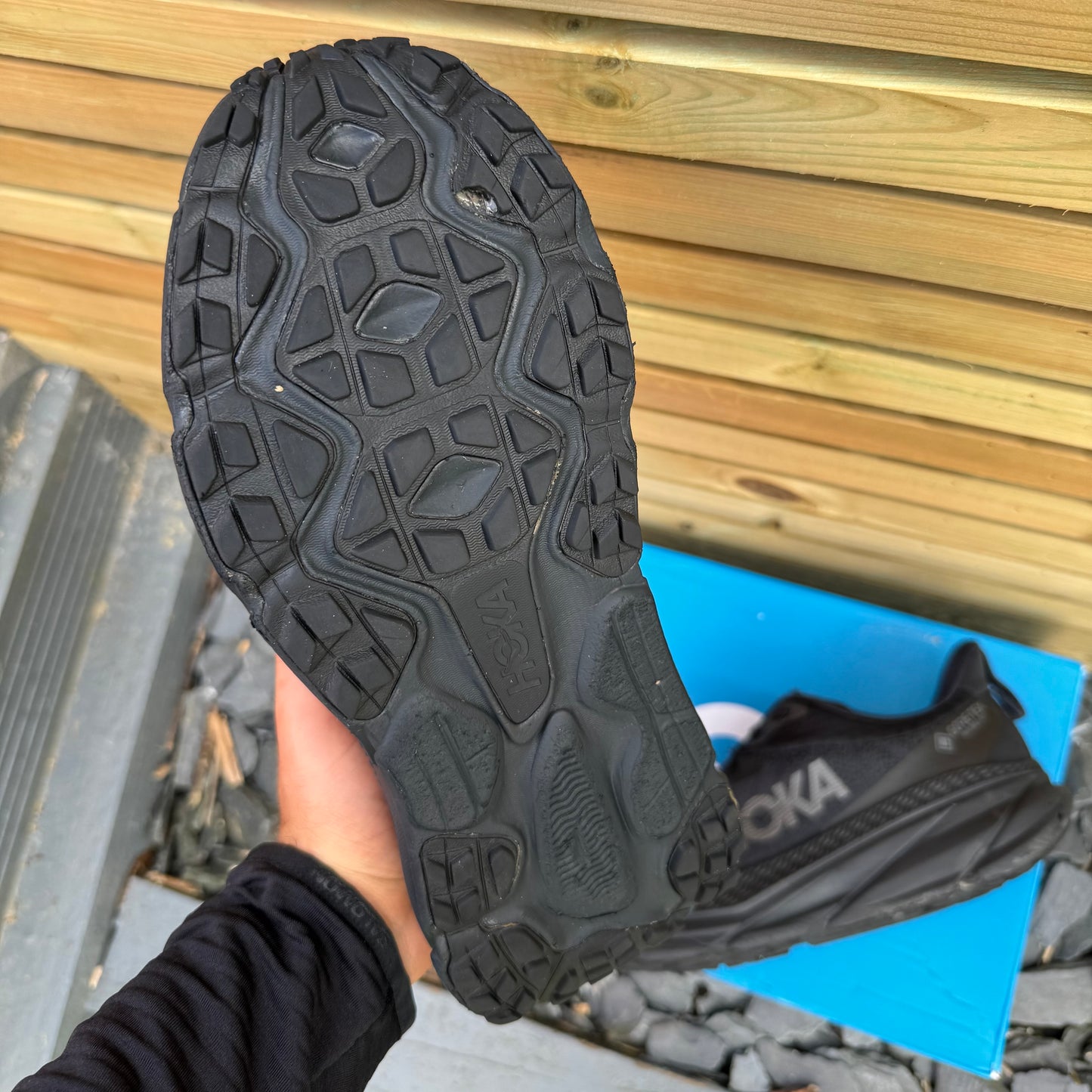 Hoka Challenger 7 Gore-Tex - Triple Black - UK11