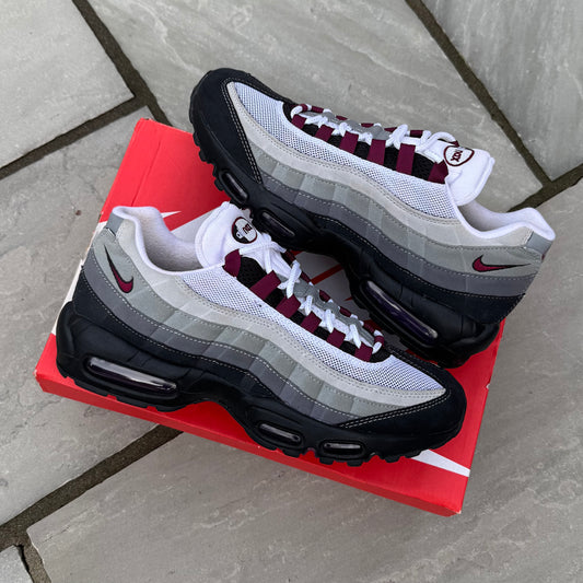 Nike Air Max 95 OG - Dark Beetroot - UK9
