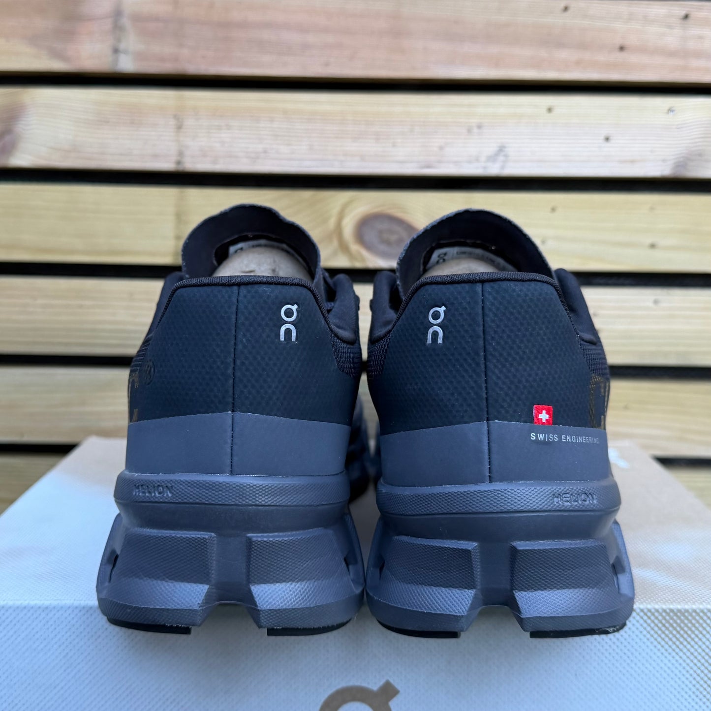 On Running CloudMonster - Black / Eclipse - UK8.5