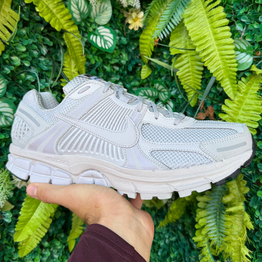 Nike Zoom Vomero 5 - Vast Grey - UK9 - Brand New