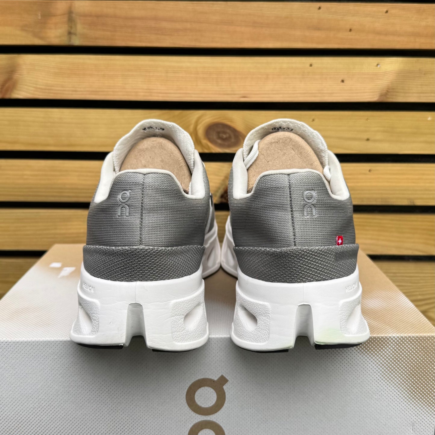 On Running CloudEclipse - Alloy White - UK7.5