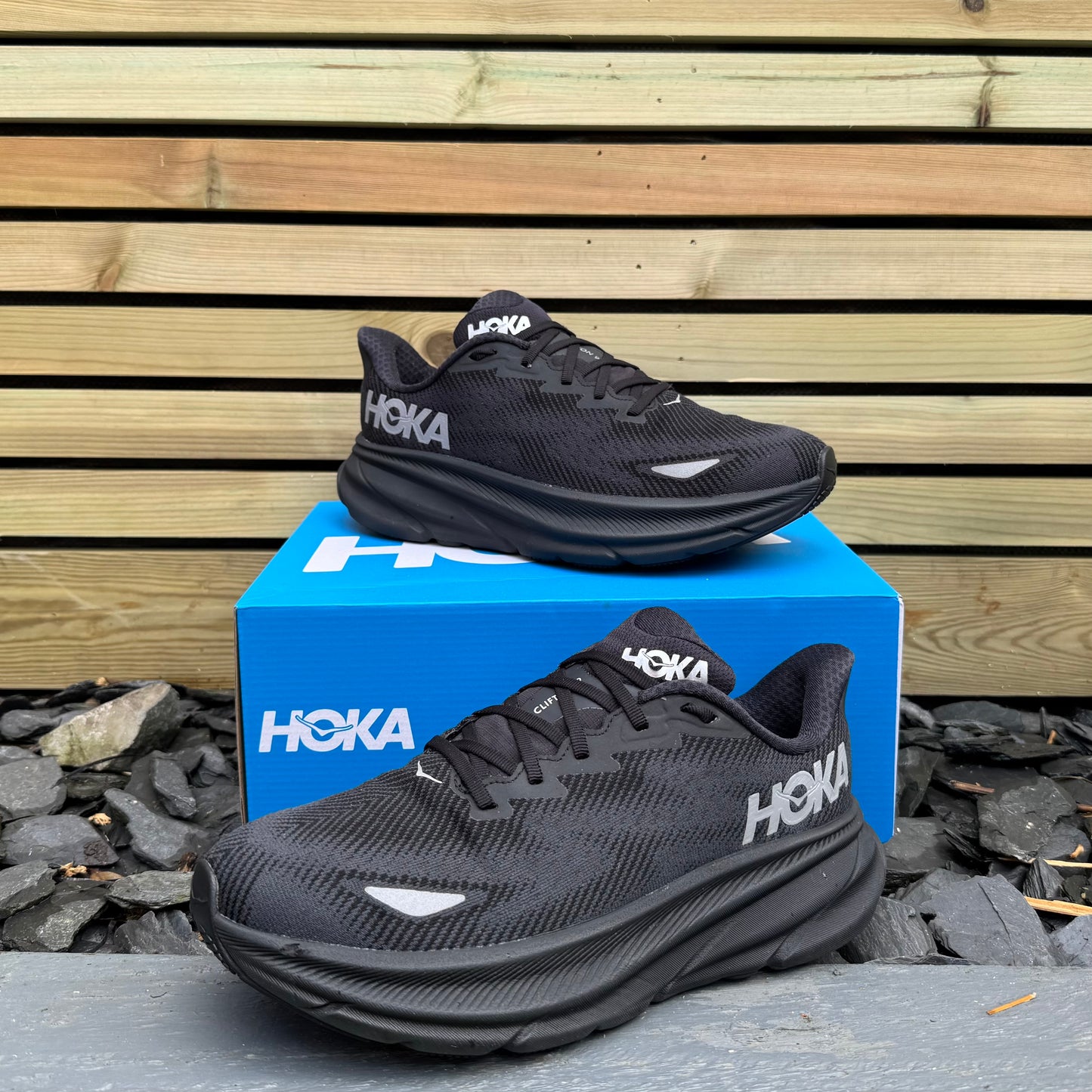 Hoka Clifton 9 Gore-Tex - Black Reflect - UK8.5