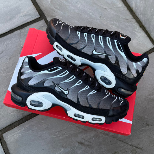 Nike Air Max Plus TN - Smoke Grey - UK7.5