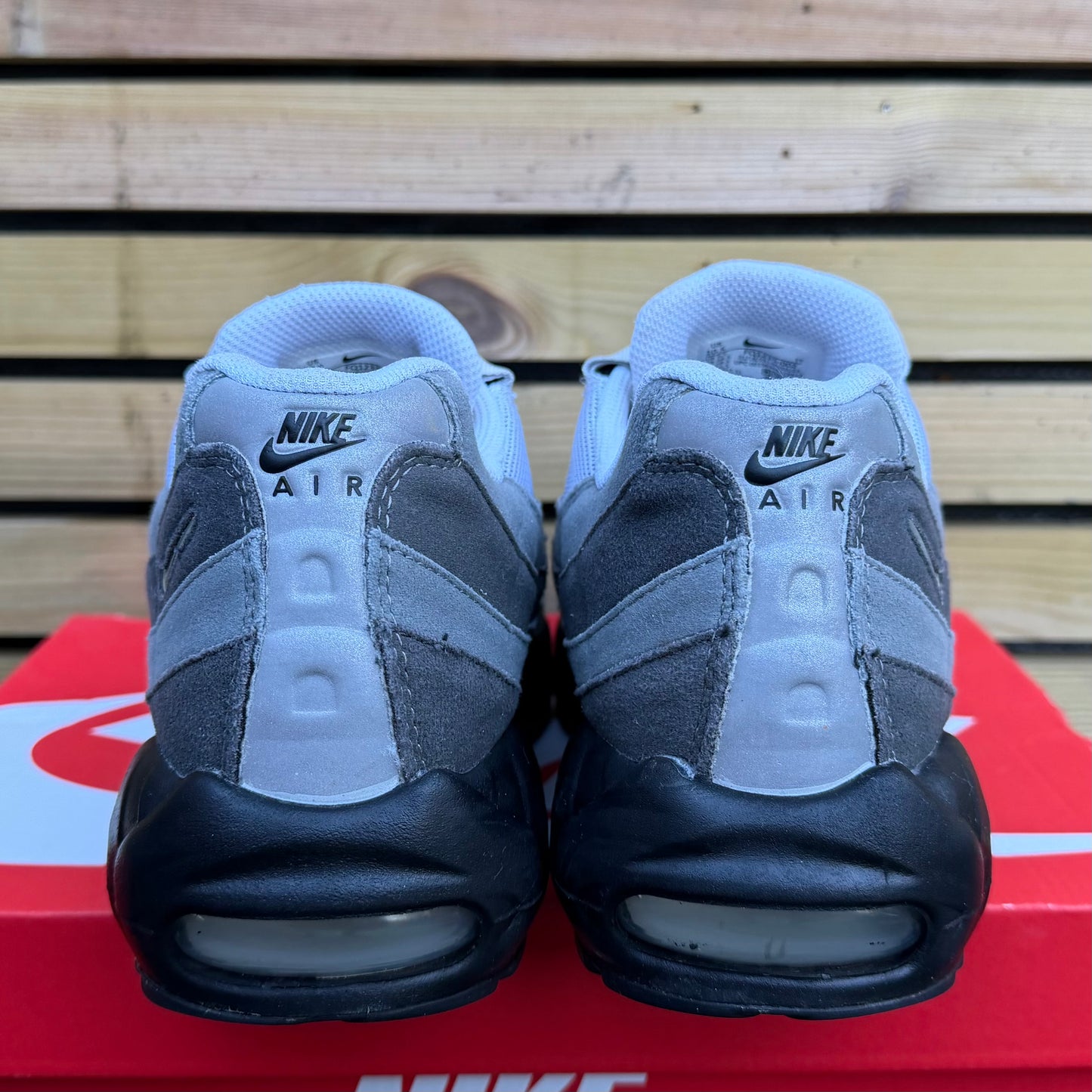 Nike Air Max 95 - Grey Jewel - UK9.5