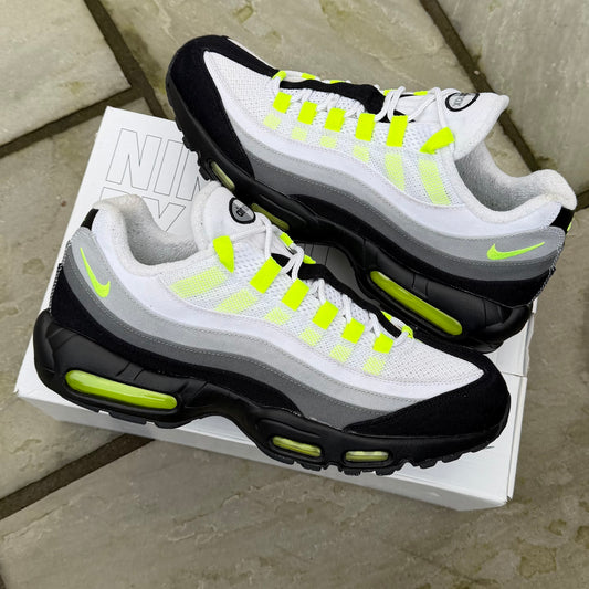 Nike Air Max 95 ID “Nike By You” - Neon Gradient - UK11