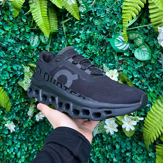 On Running CloudMonster - Triple Black - UK8.5