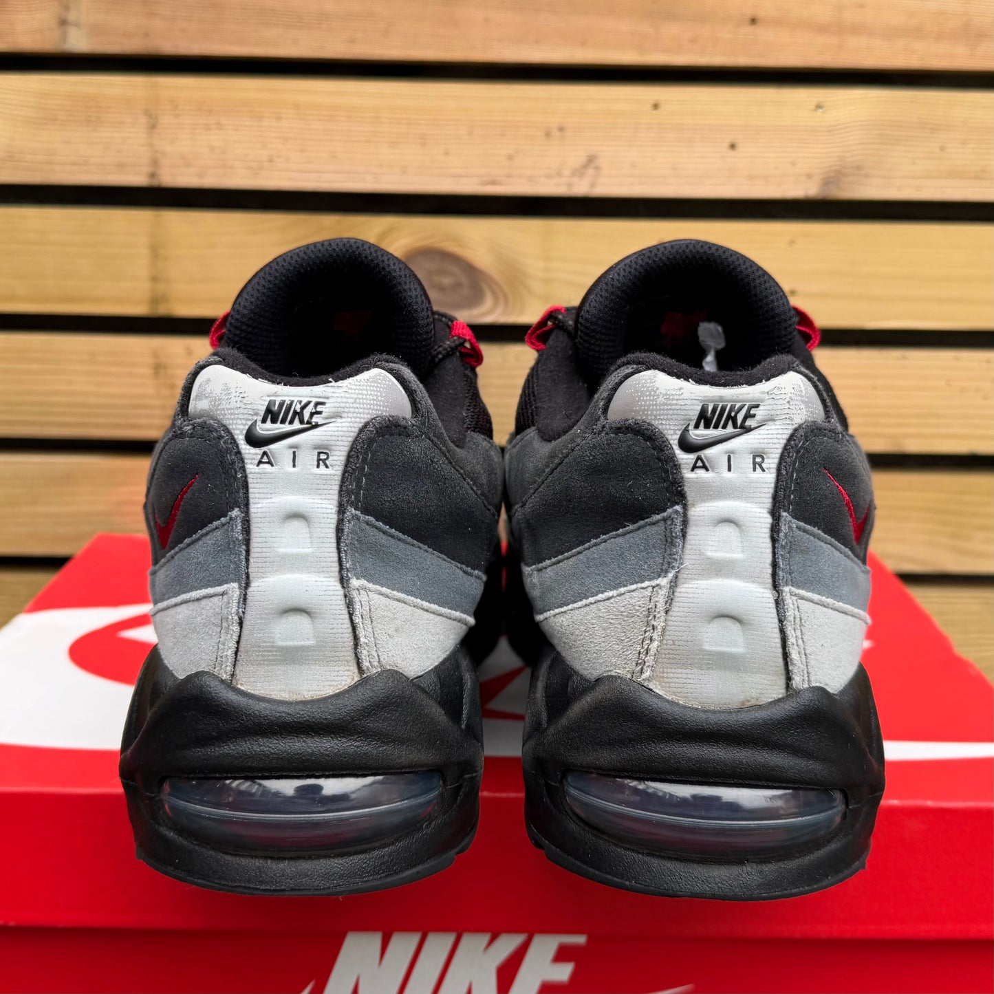 Nike Air Max 95 OG Big Bubble x LFC - UK9.5