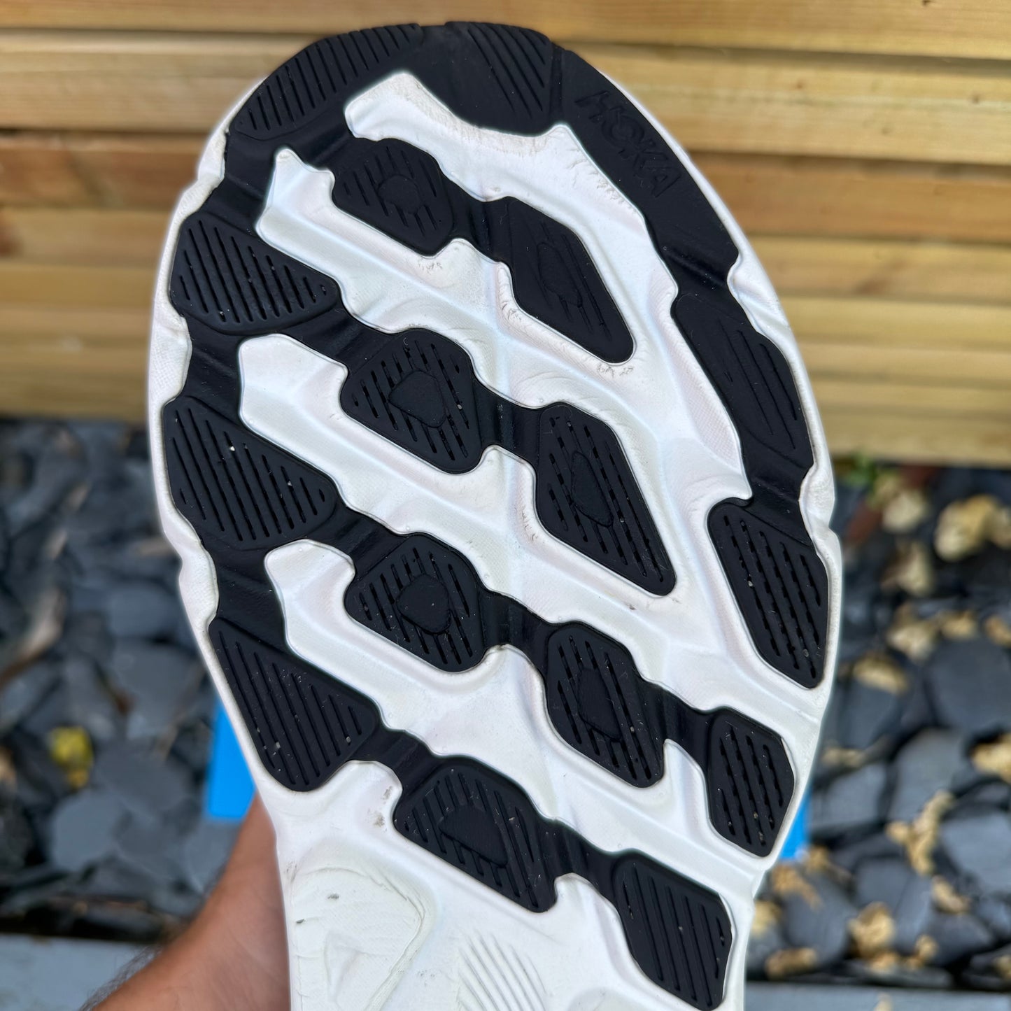 Hoka Clifton 9 - Black / White - UK10