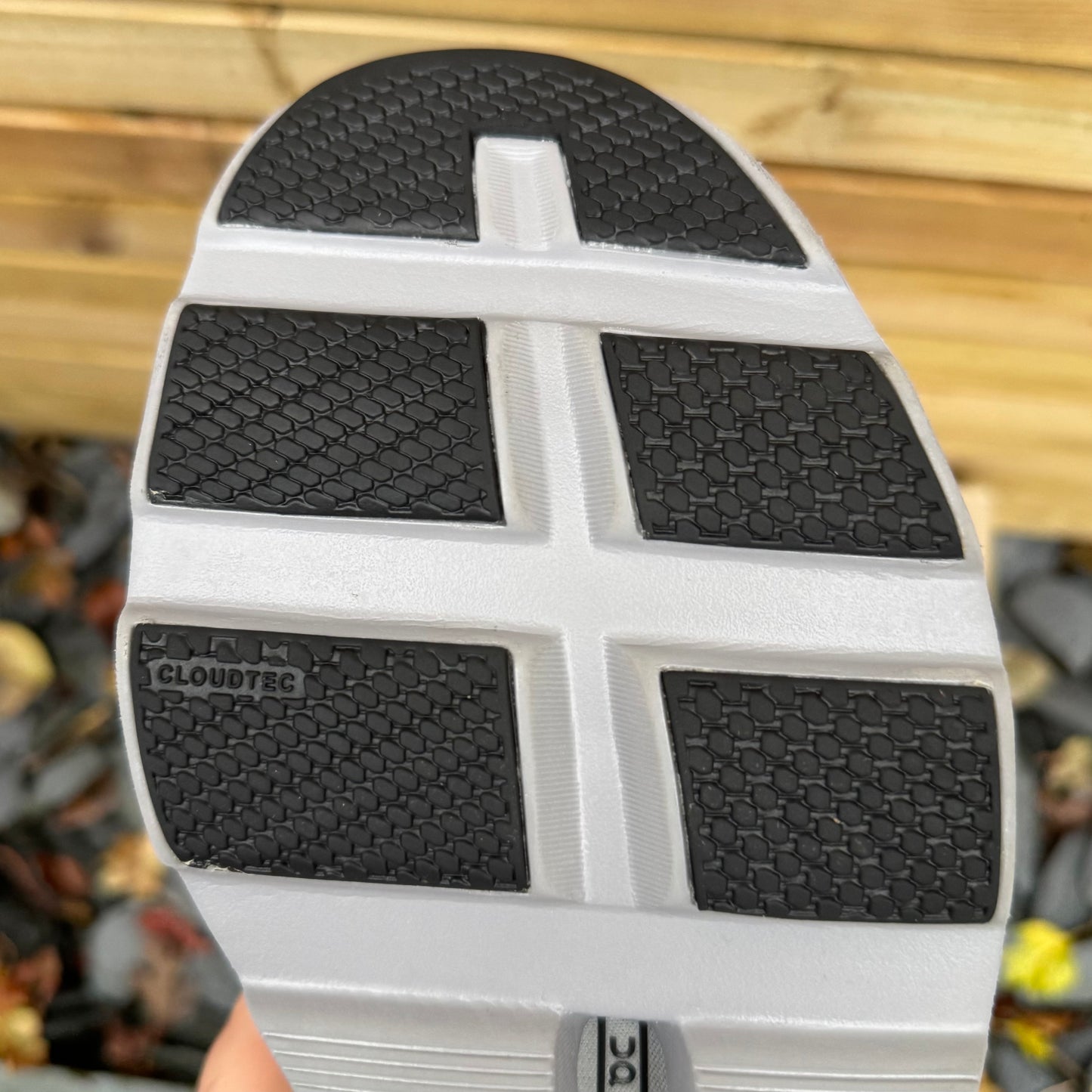 On Running CloudMonster - Ice / Glacier - UK10.5