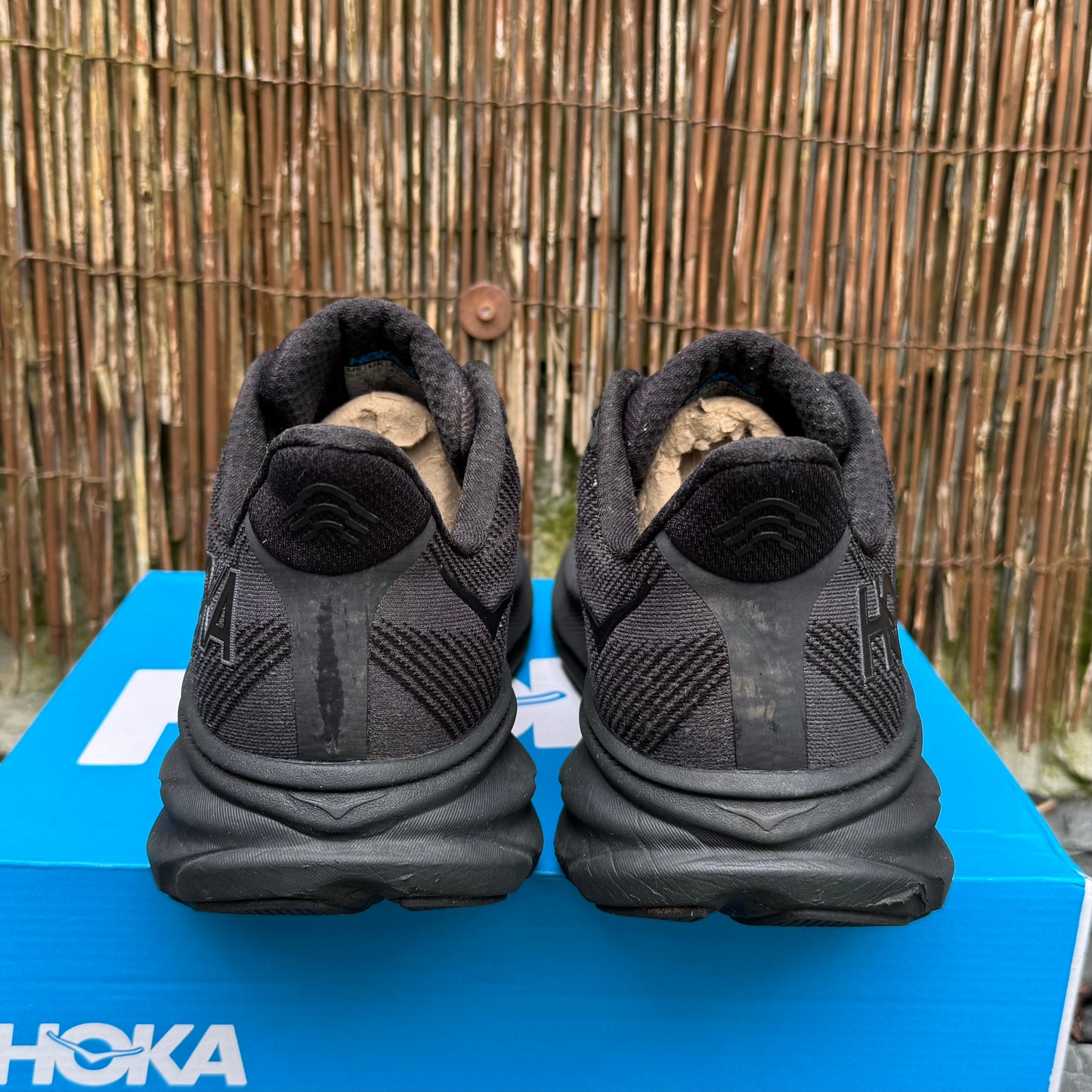 Hoka Clifton 9 - Triple Black - UK12