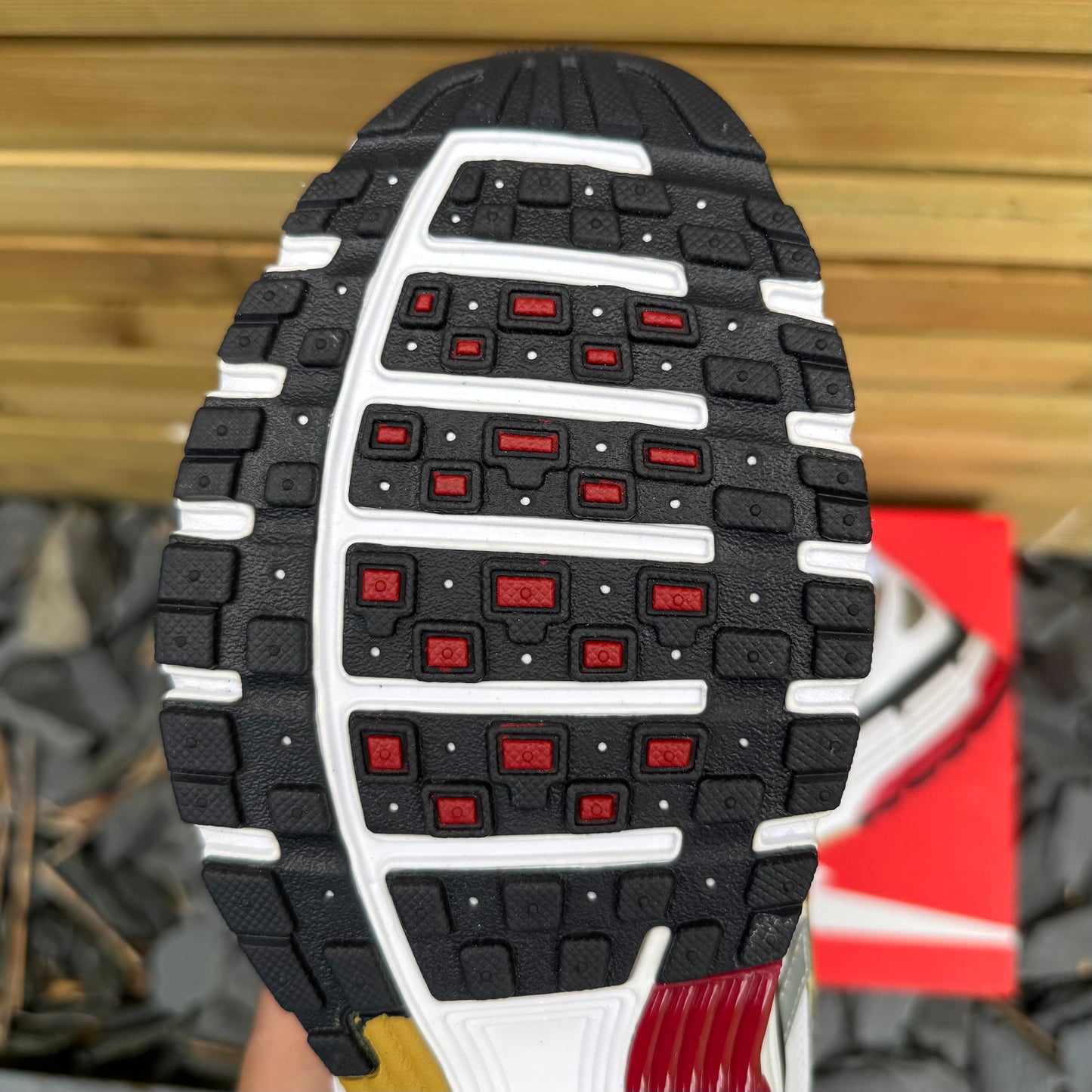 Nike P-6000 - Platinum / Varsity Red - Multiple Sizes - Brand New