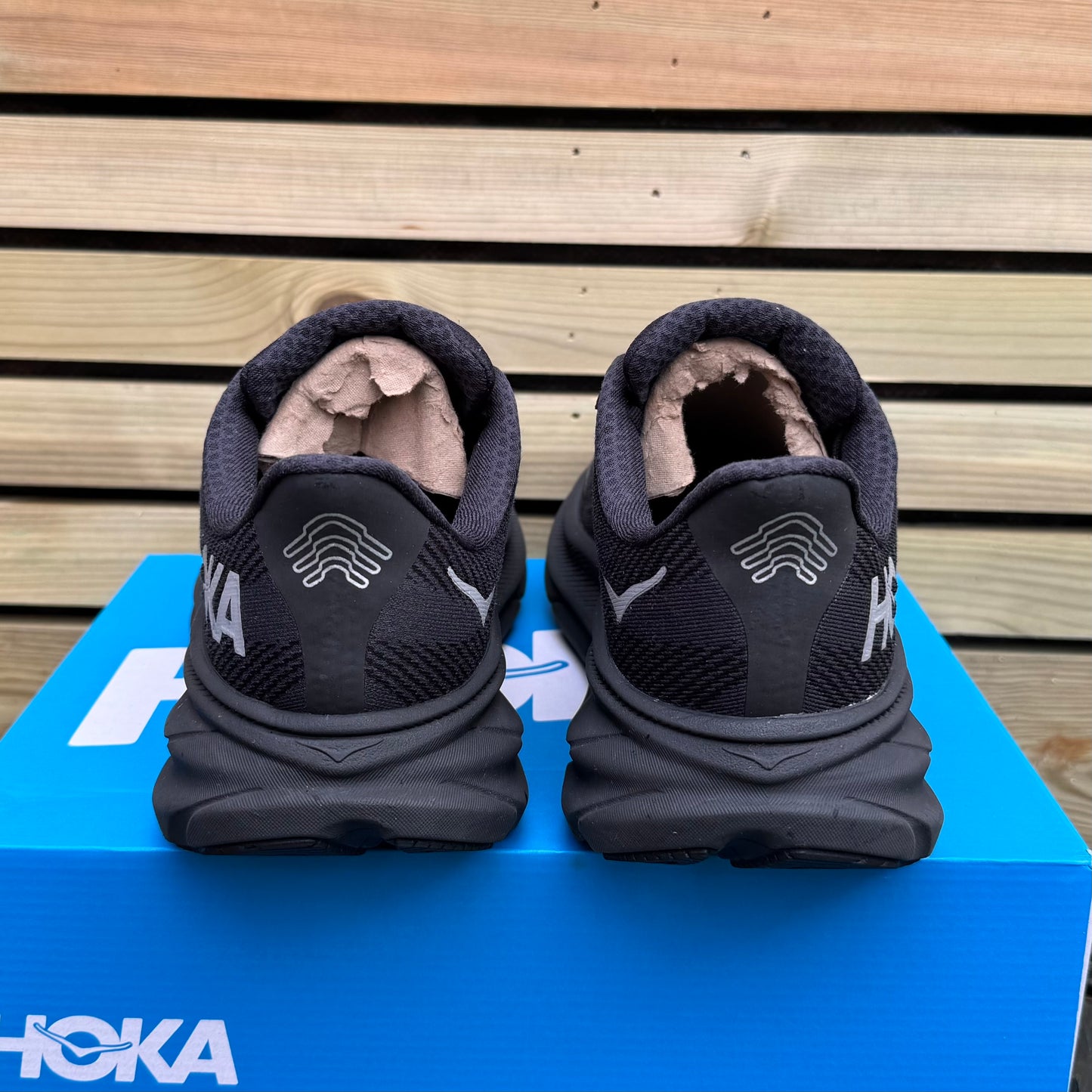 Hoka Clifton 9 Gore-Tex - Black Reflect - UK8.5