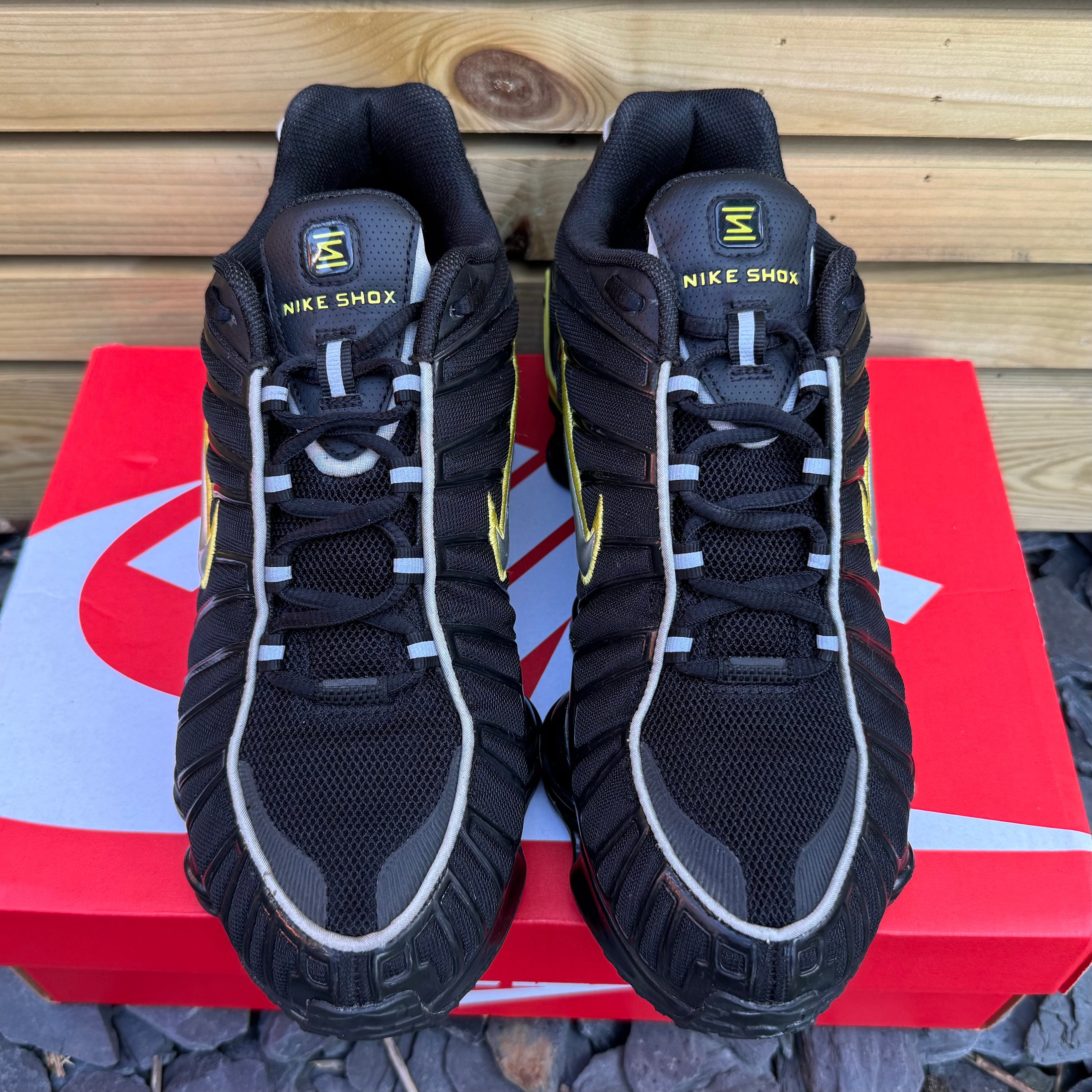 Nike Shox TL - Black / Dynamic Yellow - UK9.5 – Sc Shoes