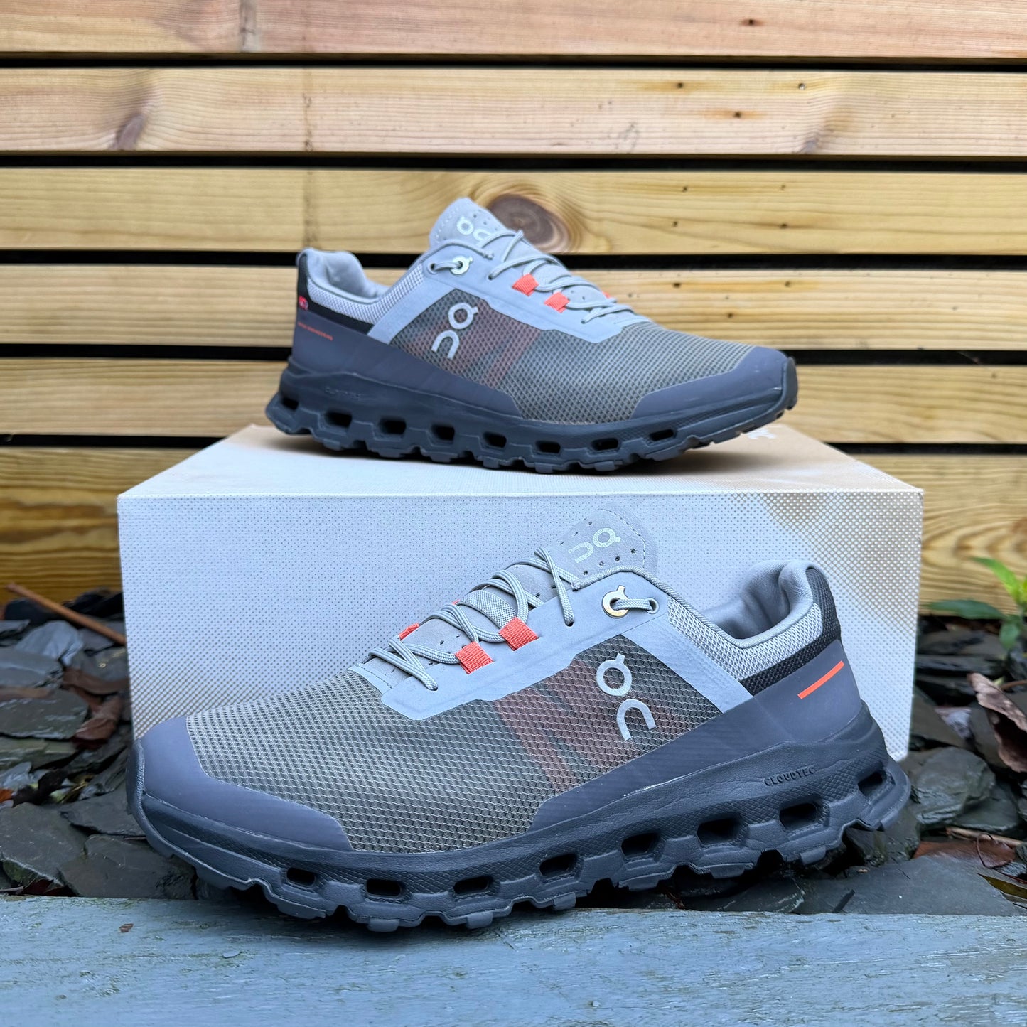 On Running CloudVista - Grey / Orange - UK7