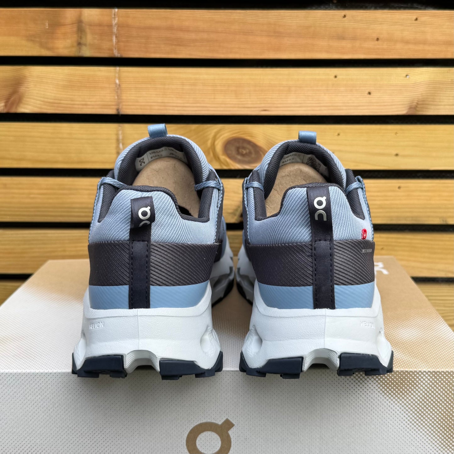 On Running CloudHorizon - Chambray / Artic - UK9