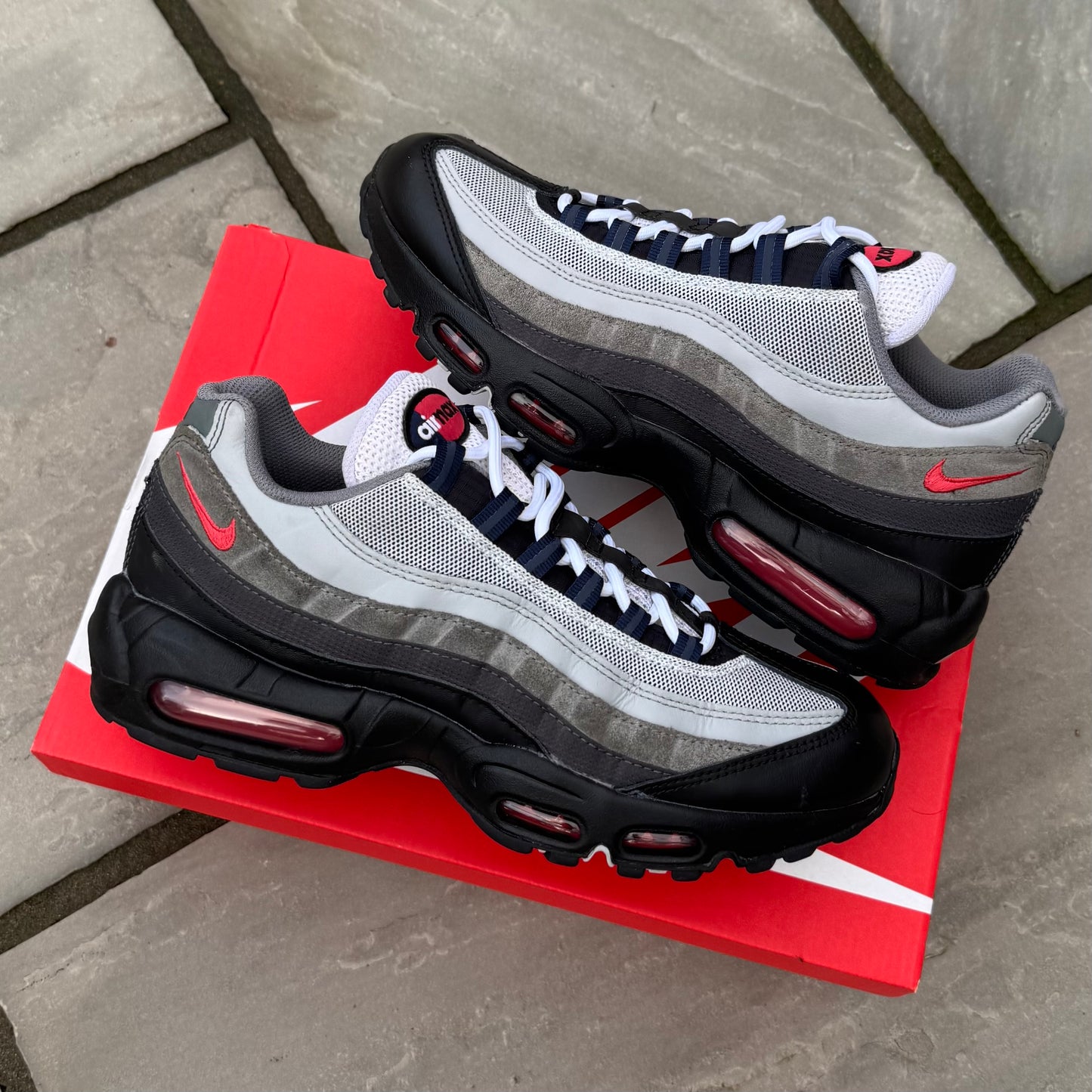 Nike Air Max 95 - Track Red - UK7.5