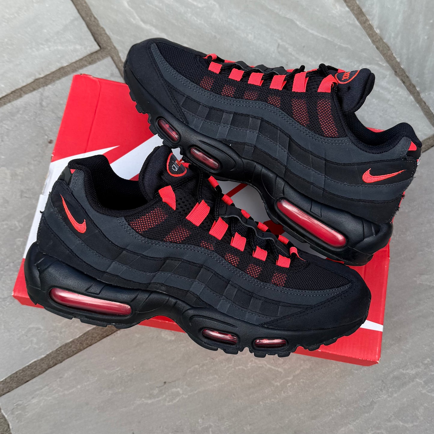 Nike Air Max 95 - Laser Crimson - UK8.5