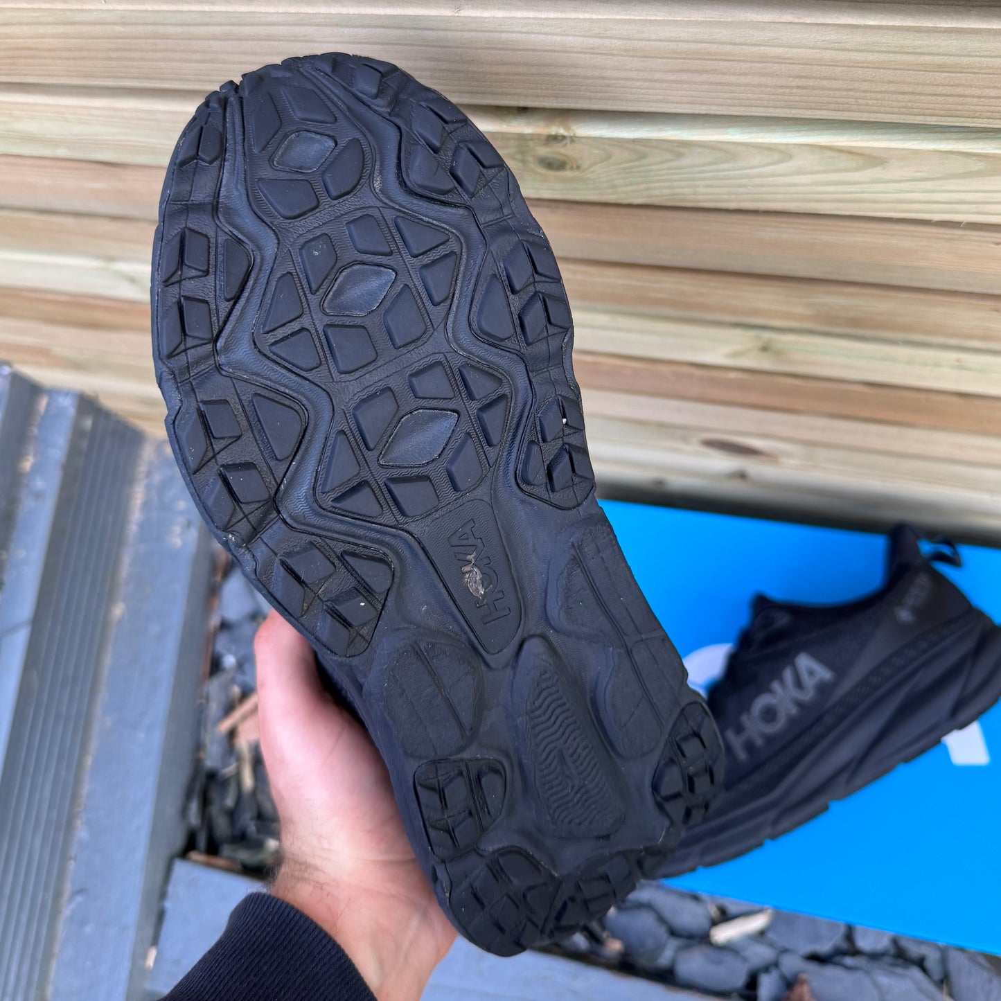 Hoka Challenger 7 Gore-Tex - Triple Black - UK8