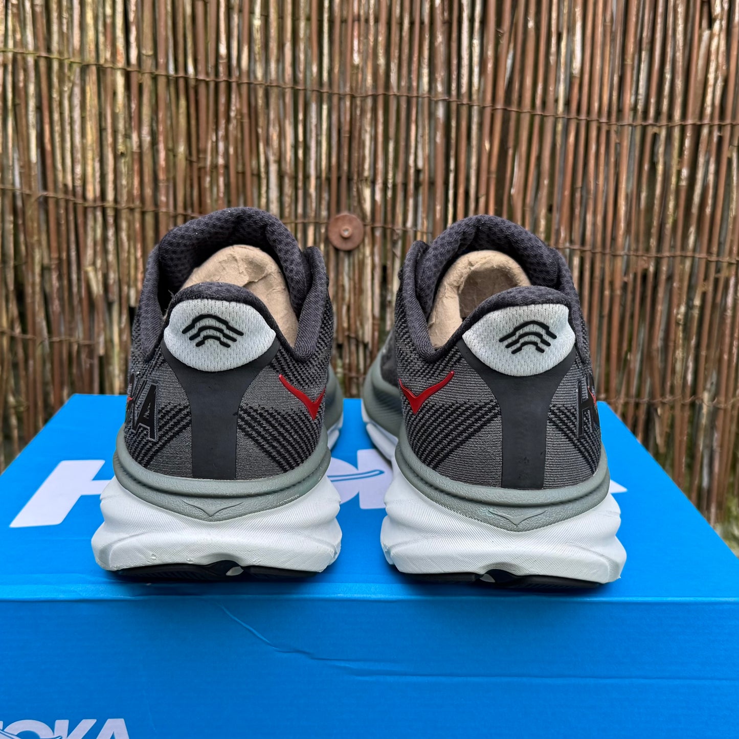 Hoka Clifton 9 - Black / Outer Orbit - UK10