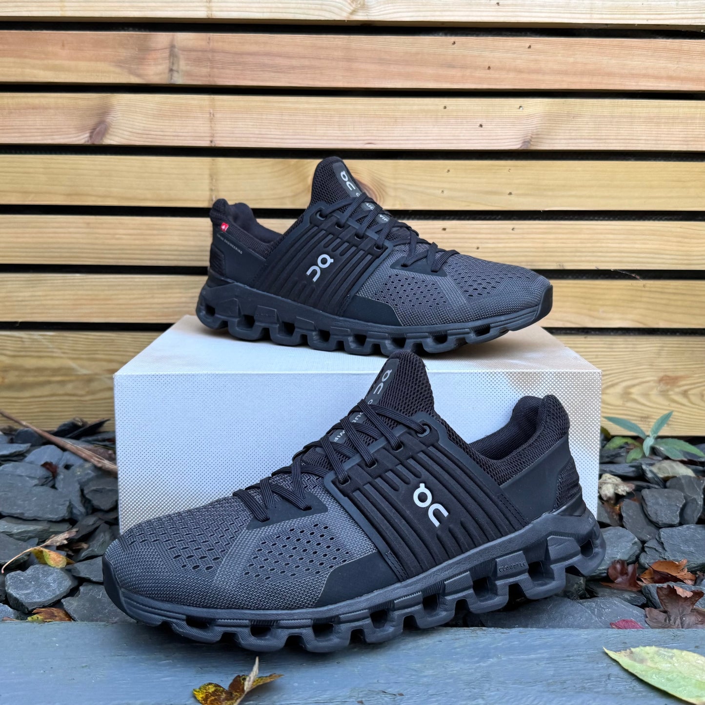 On Running CloudSwift 2.0 - Triple Black - UK9