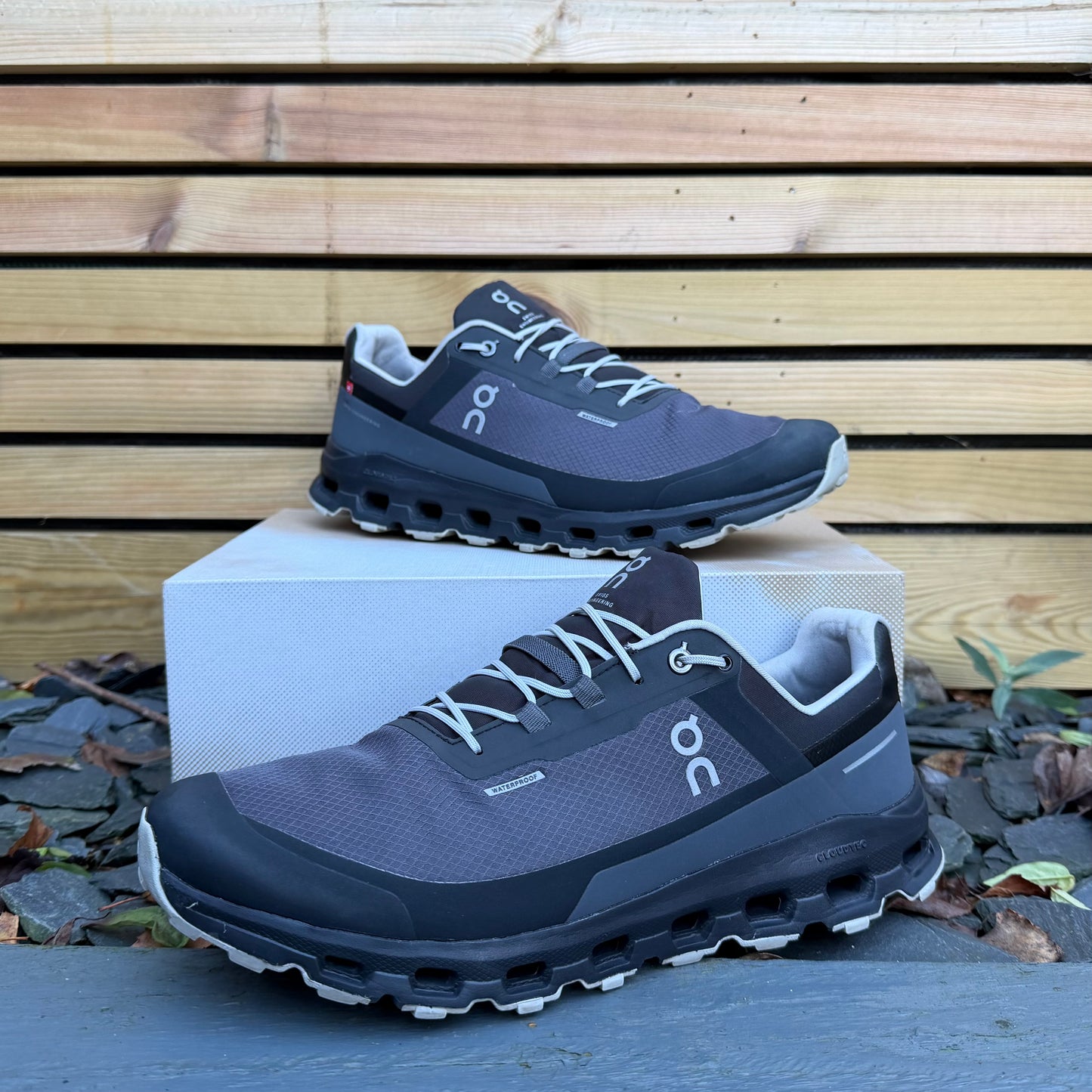 On Running CloudVista Waterproof - Eclipse Black - UK10