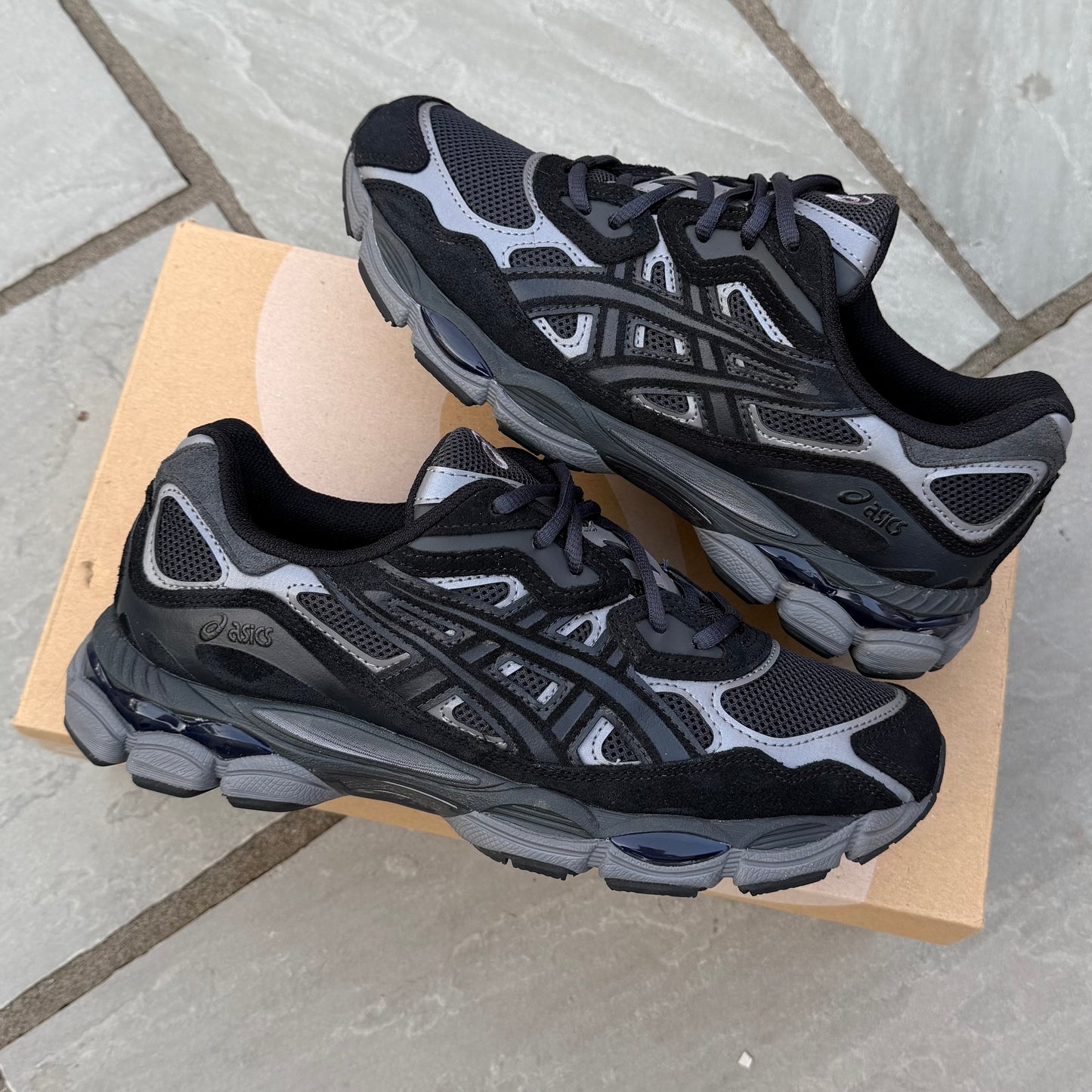 Asics Gel-NYC - Graphite Grey / Black - UK7.5