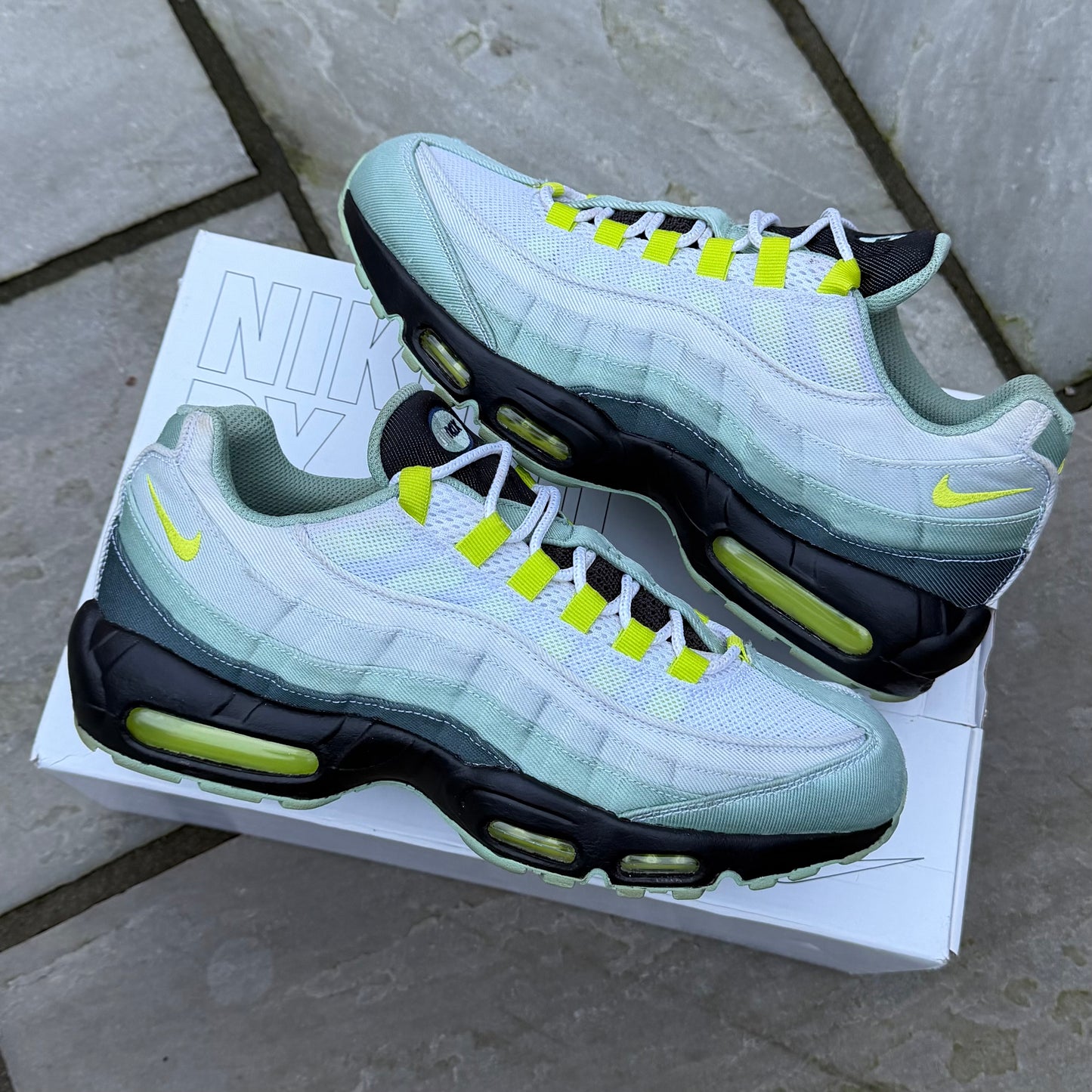 Nike Air Max 95 ID “Nike By You” - Teal / Neon Gradient - UK9