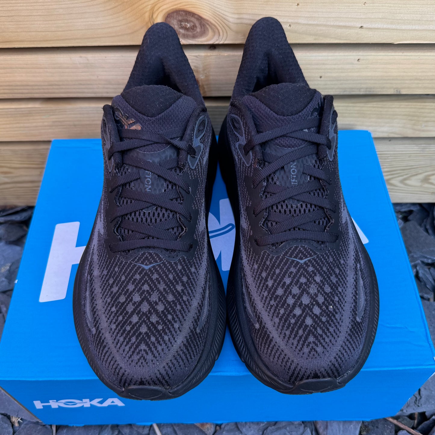 Hoka Clifton 9 - Triple Black - UK7.5
