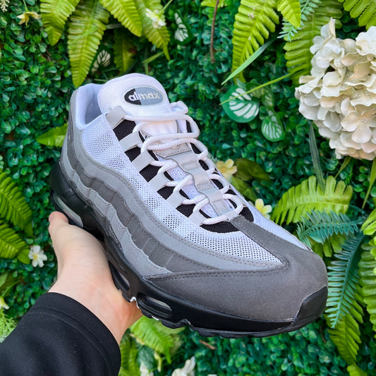 Nike Air Max 95 Grey Jewel