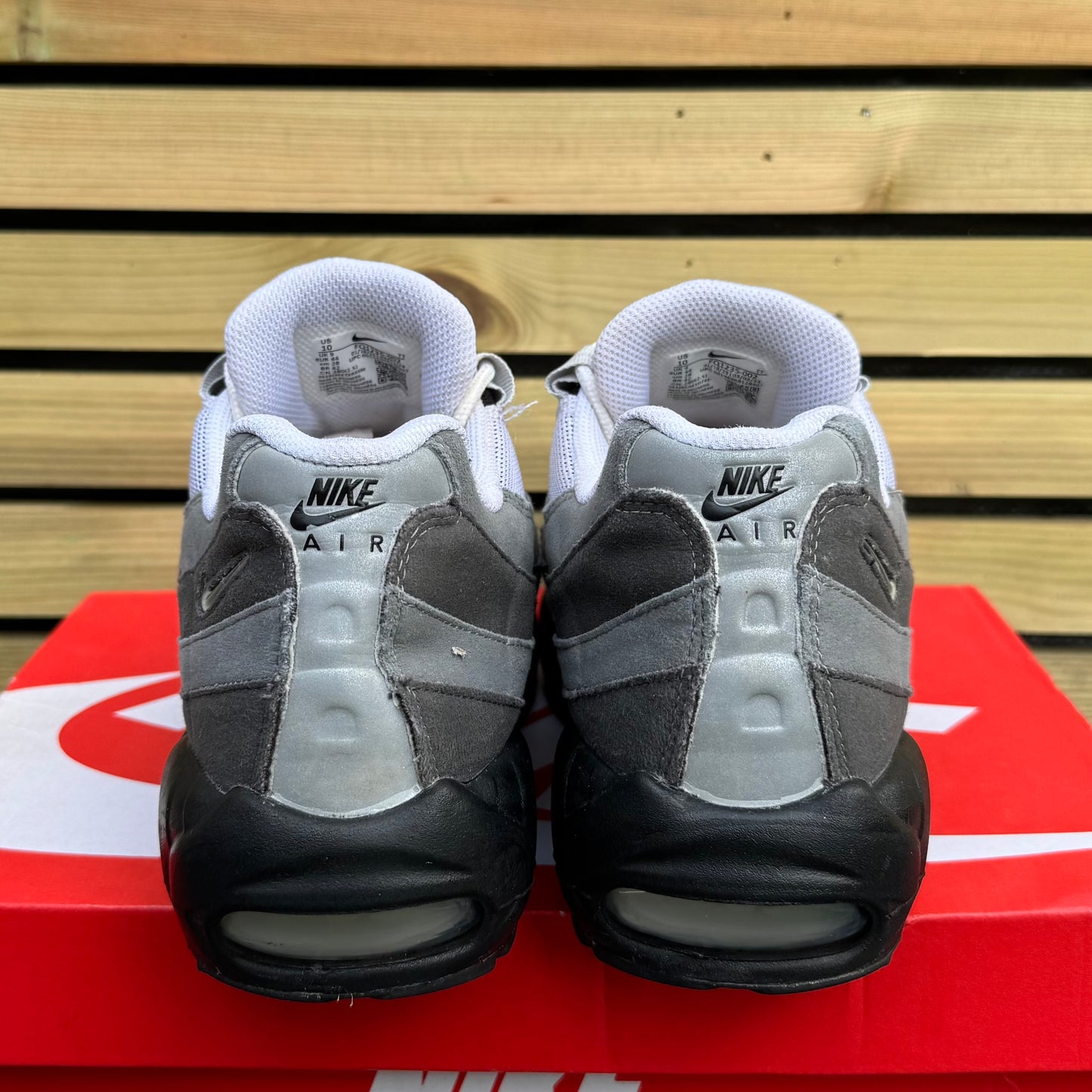 Nike Air Max 95 - Grey Jewel - UK9