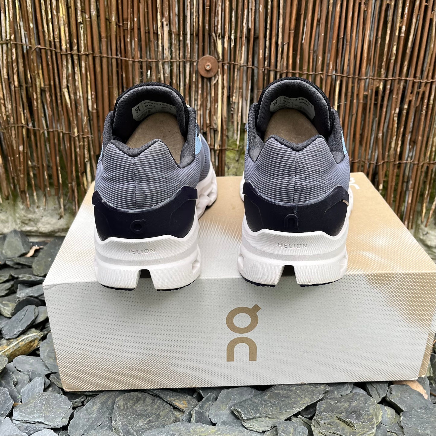 On Running CloudStratus 2 Midnight / Fossil UK9.5