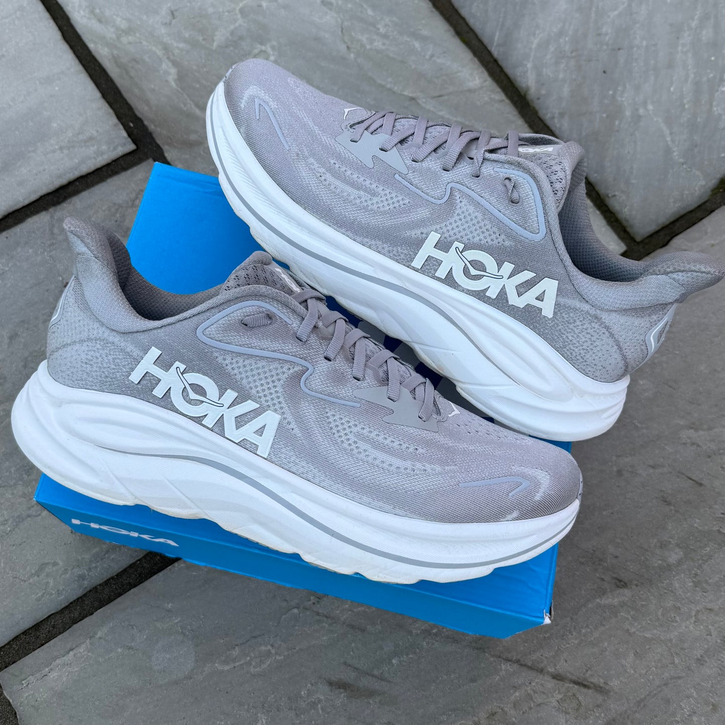 Hoka Clifton 10 - Grey / White - UK11.5