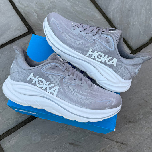 Hoka Clifton 10 - Grey / White - UK11.5