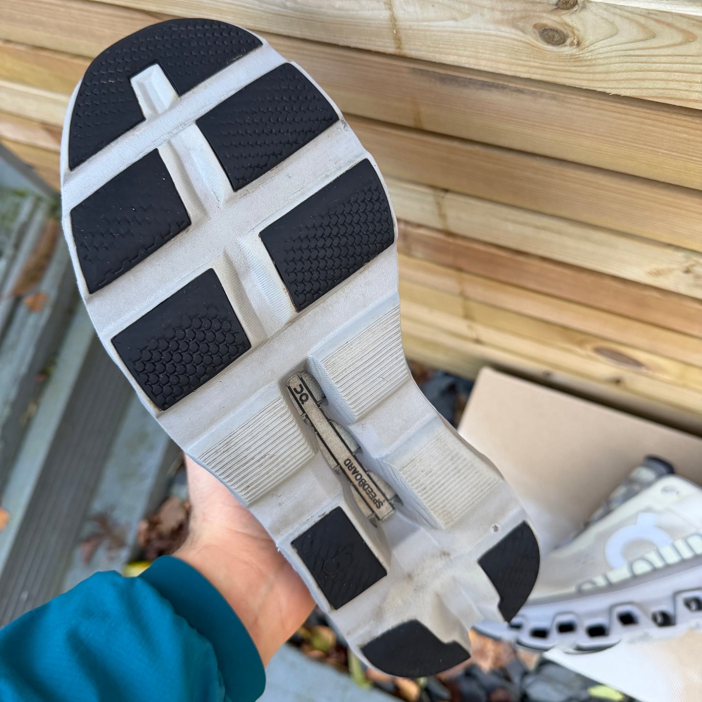 On Running CloudMonster - Ice / Glacier - UK8.5