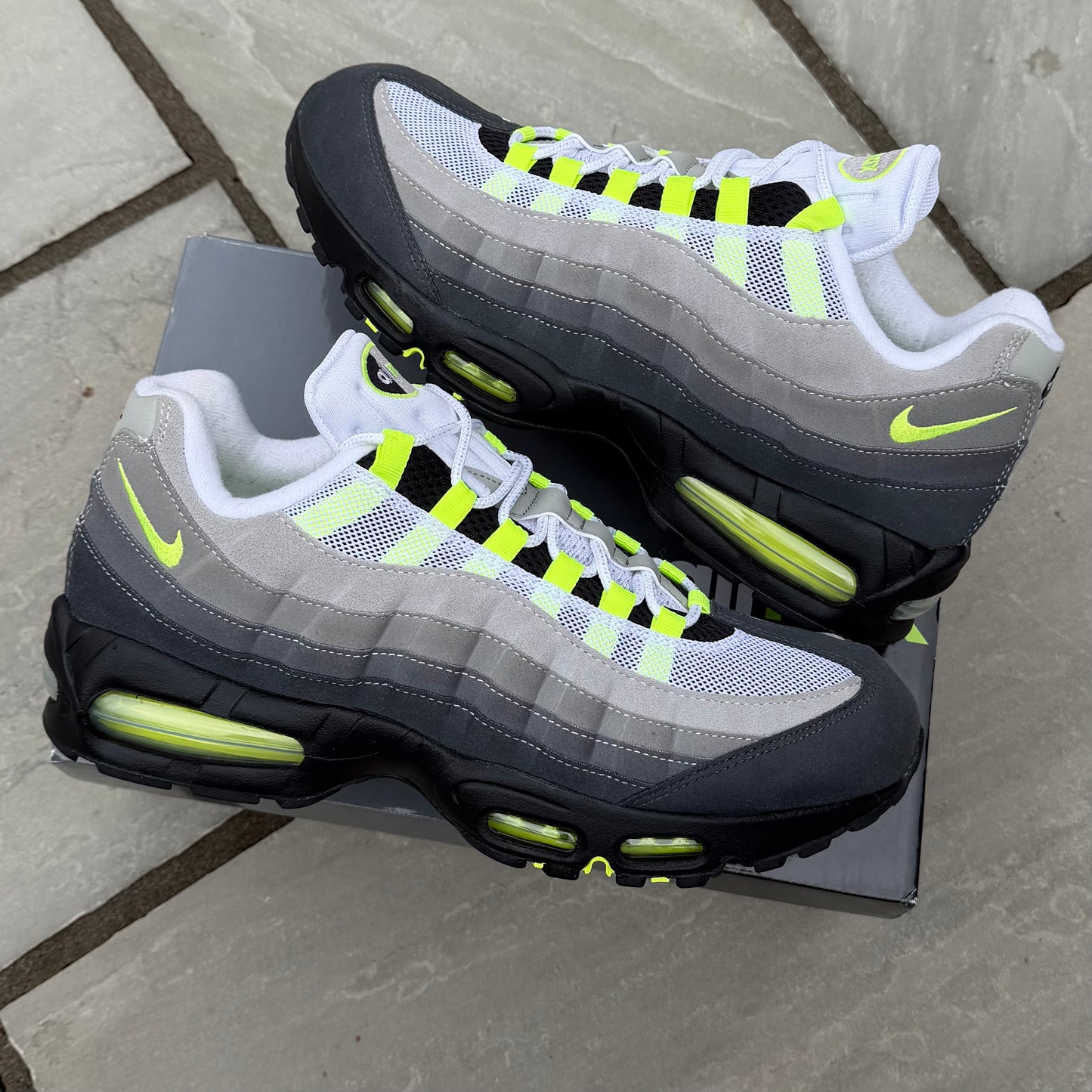 Nike Air Max 95 OG Big Bubble - Neon 2025 - UK11