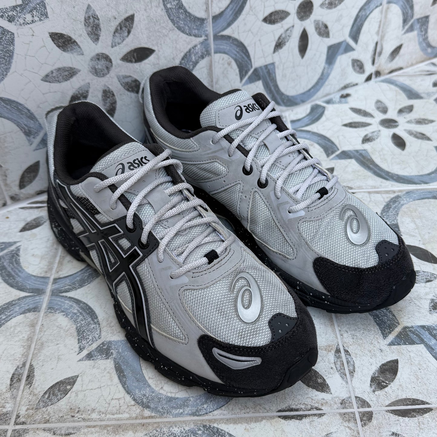 Asics Gel-Venture 6 - Glacier Grey / Black - UK7.5