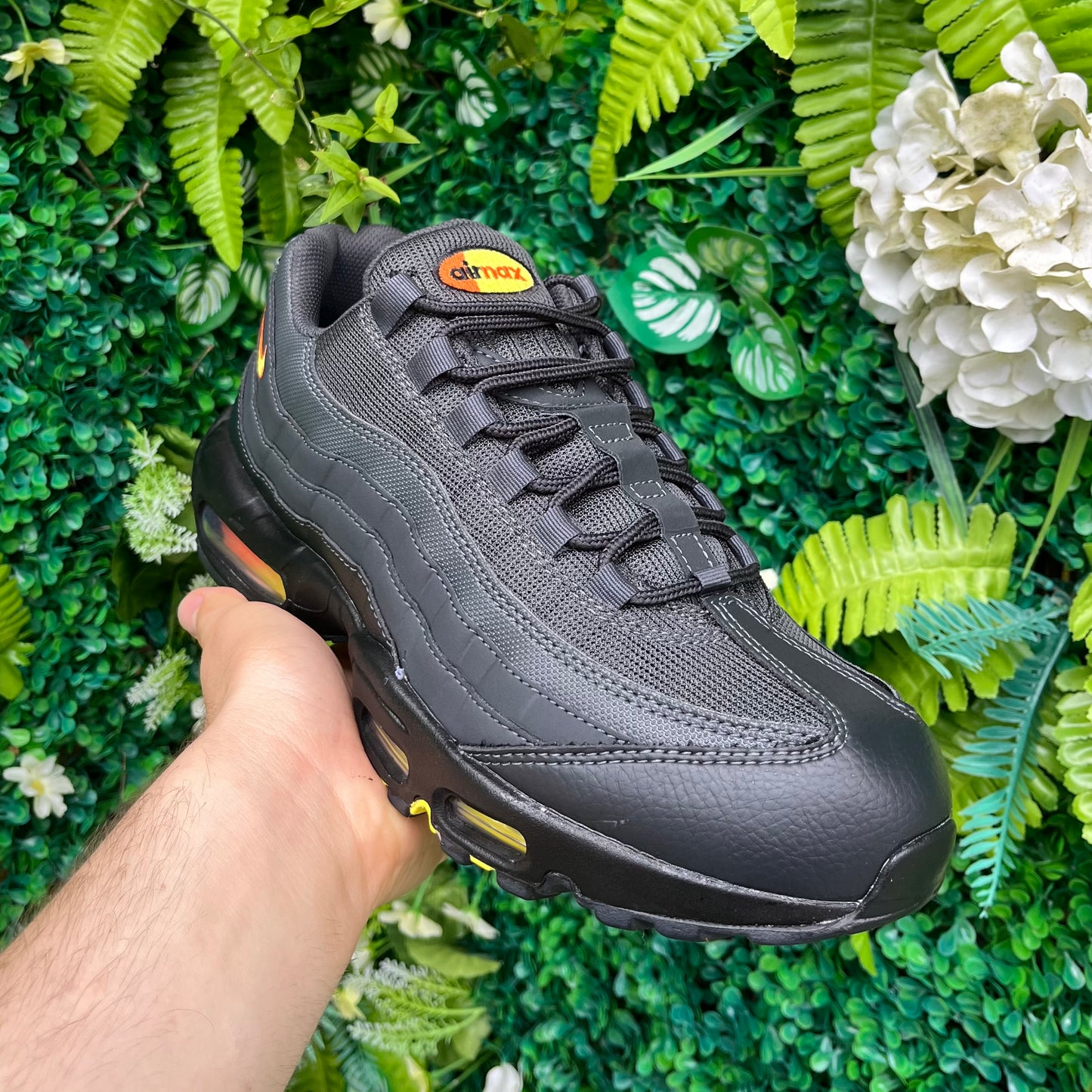 Nike Air Max 95 Gradient Orange Sunset UK9