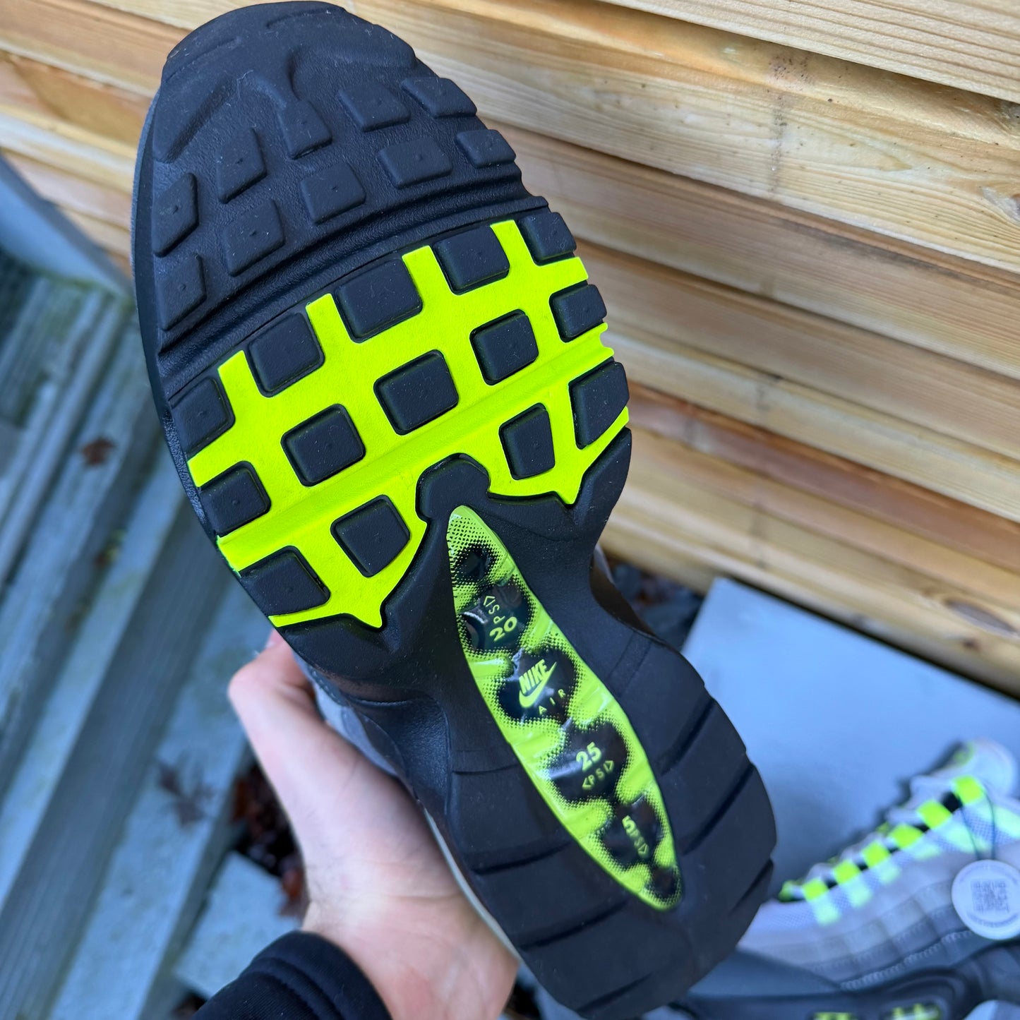 Nike Air Max 95 OG Big Bubble - Neon - UK7