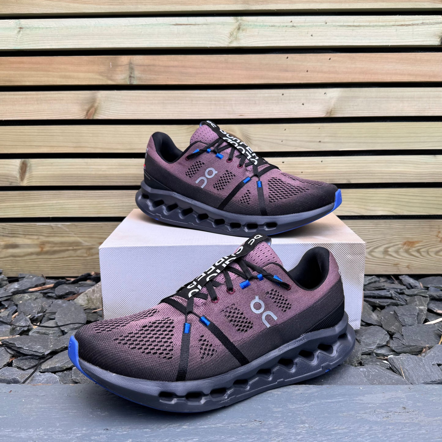 On Running CloudSurfer - Black / Cobalt - UK11