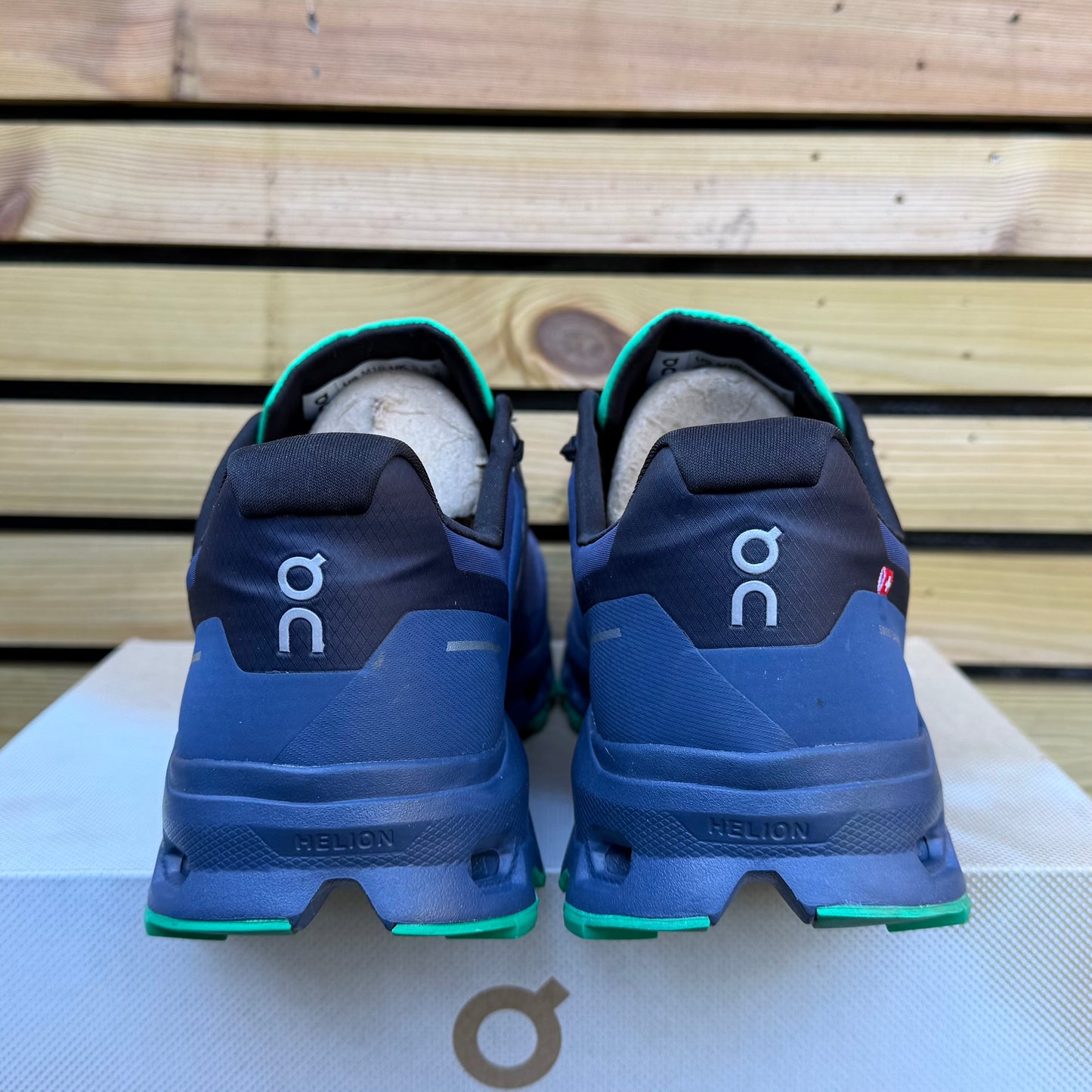 On Running CloudVista Waterproof - Midnight Navy / Green - UK9.5